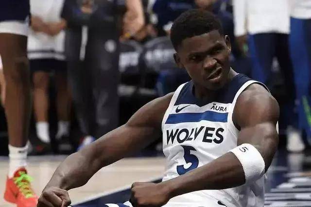 罗伯特-桑切斯当选本轮英超切尔西队内最佳球员